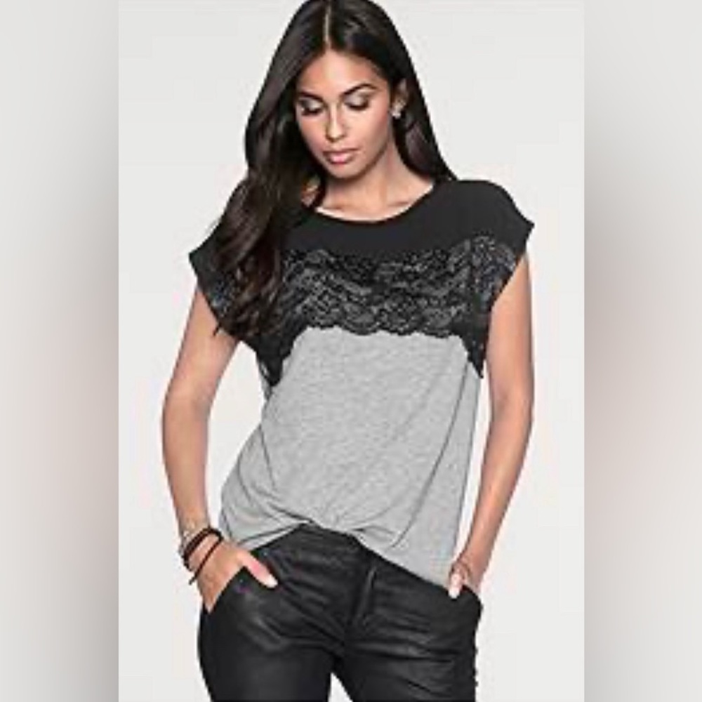 Venus Lace Detail Tee Women’s Size Small